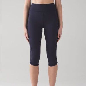 Lululemon Squad Goals Crop leggings size 6